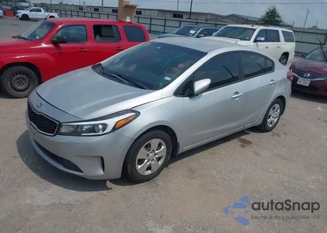 2018 Kia Forte Lx из США, поврежденный, VIN 3KPFK4A73JE203352